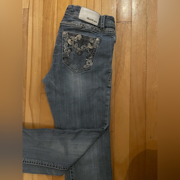 Grace in la low rise jeans - Picture 1 of 5